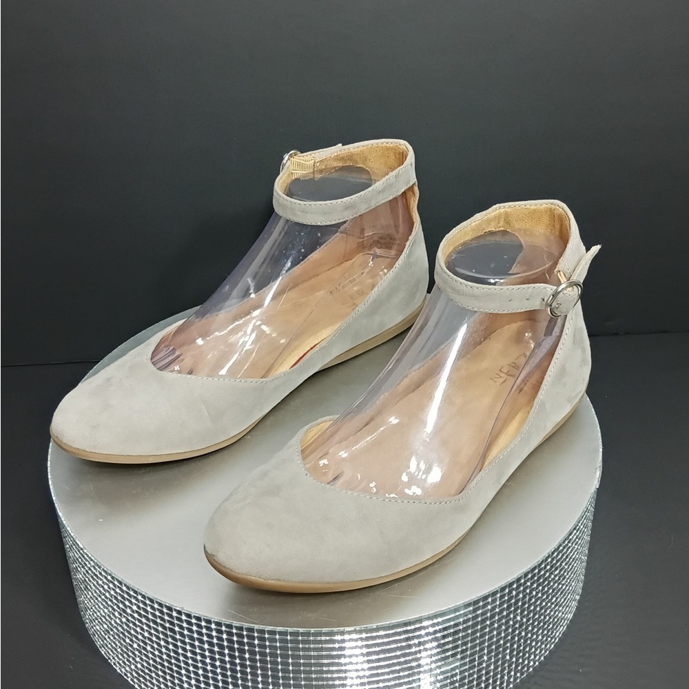 Naturalizer Elegant Gray Ankle Strap Women's size 8 pre owned Exellent cond - Picture 2 of 10